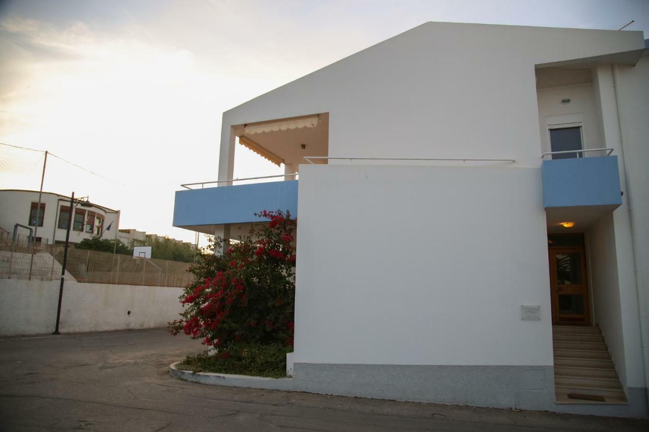 B&B Le Tre Spiagge Calasetta Exterior photo